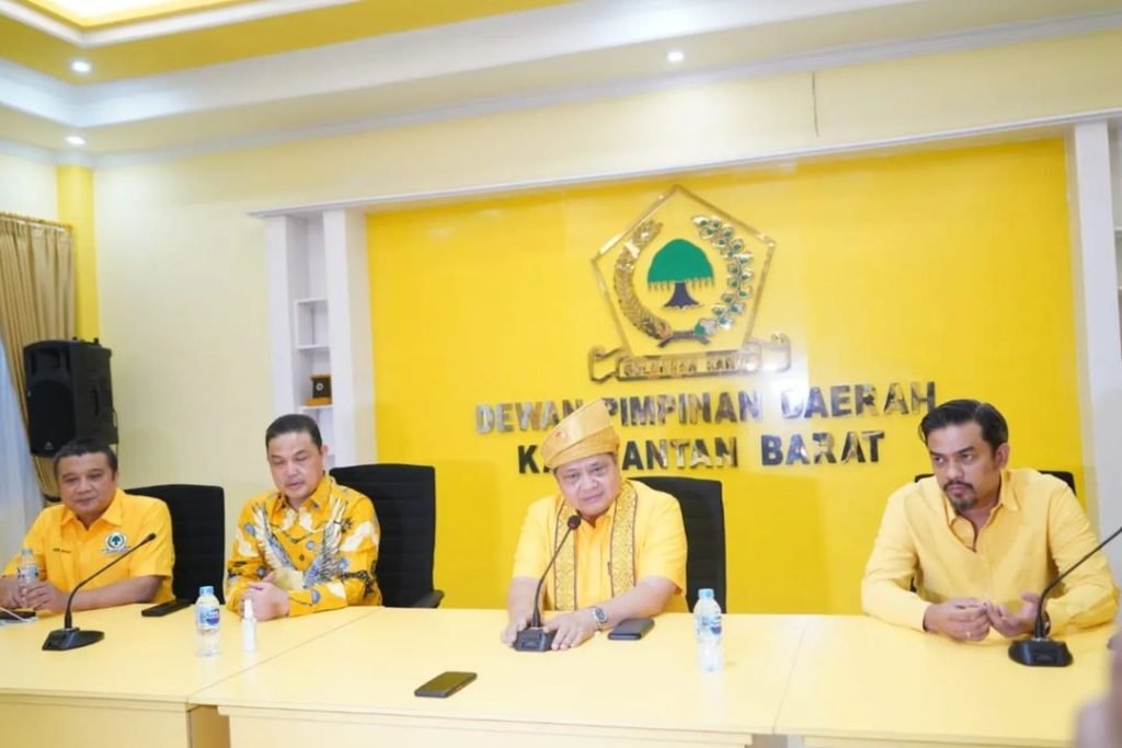 Target 20% Golkar akan Tercapai Jika Disokong Efek Ekor Jas