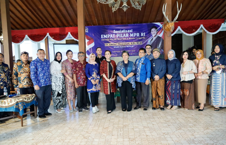 Budaya Alat Kontrol dalam Proses Pembangunan Bangsa