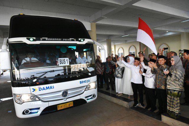 Banyak yang Lansia, Ace Hasan Imbau Jemaah Haji Saling Bantu Satu Sama Lain