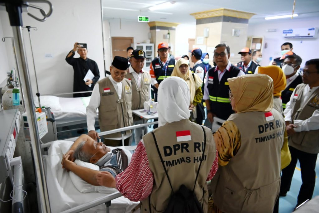 Timwas DPR Tinjau Klinik Kesehatan Haji Indonesia Di Madinah