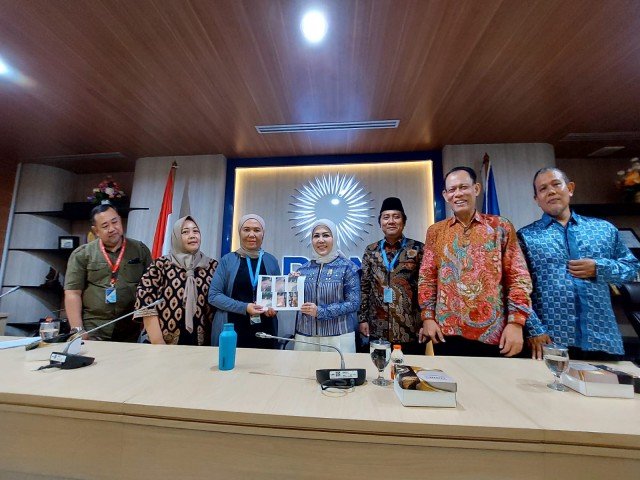 Intan Fauzi Terima Aduan Warga Depok Terkait Pembangunan Tangki Raksasa