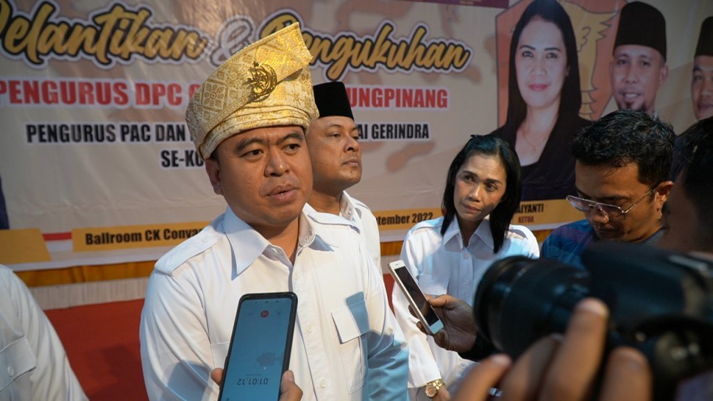 Belum jadi Anggota DPR RI, Endipat Sudah Salurkan beasiswa PIP ke 60 rb siswa di Kepri