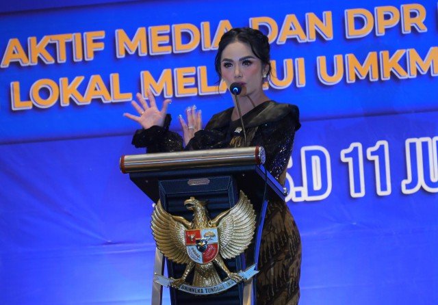 Miris Bupati Lakukan Pelecehan, Kris Dayanti: Budaya Relasi Kuasa Pimpinan ke Pegawai Harus Diputus