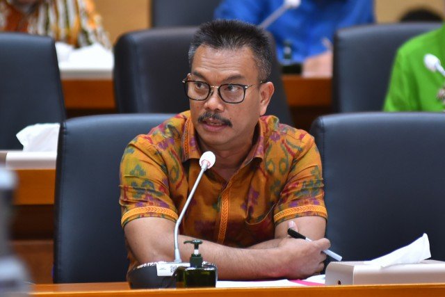 Bupati Manggarai Pecat Ratusan Nakes, Edy Wuryanto Khawatirkan Dampak Layanan Kesehatan Masyarakat