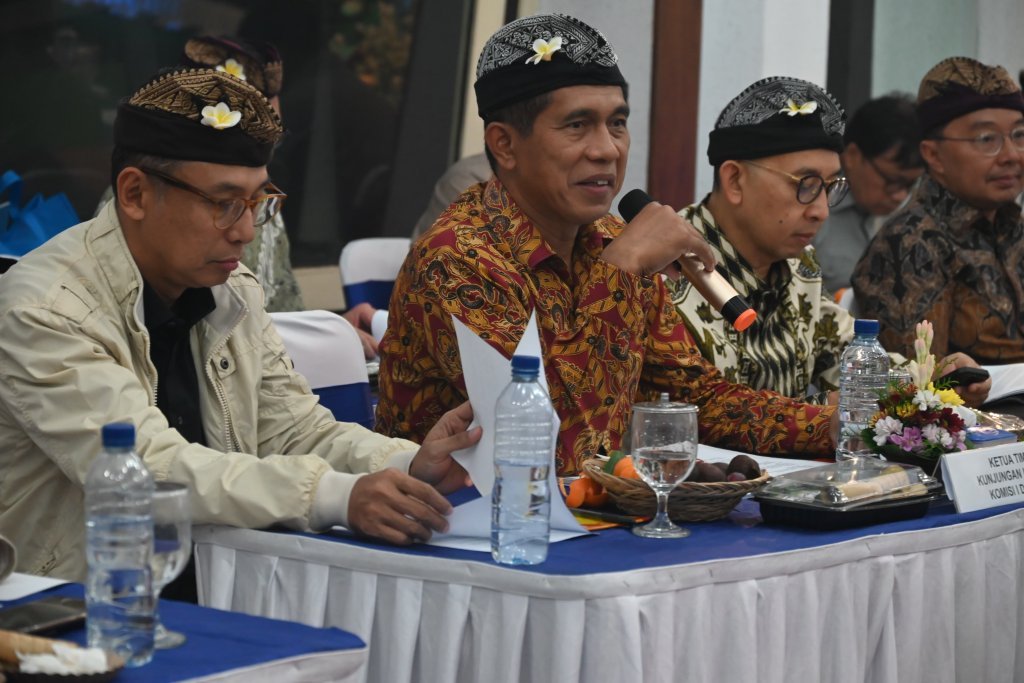 Siaran Kearifan Lokal untuk Mendukung Peningkatan Pariwisata Bali yang Berkarakter