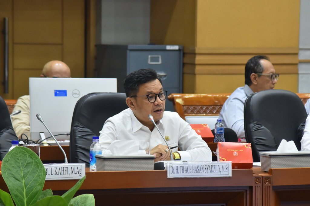 Komisi VIII, Awasi Haji & Perjuangkan Peningkatan Kualitas Hidup Masyarakat