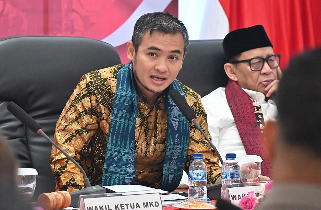 Komisi I DPR: Tayangan Trans7 Abaikan Jasa Pahlawan! Imron Amin Ingatkan Peran Kiai dan Santri dalam Resolusi Jihad