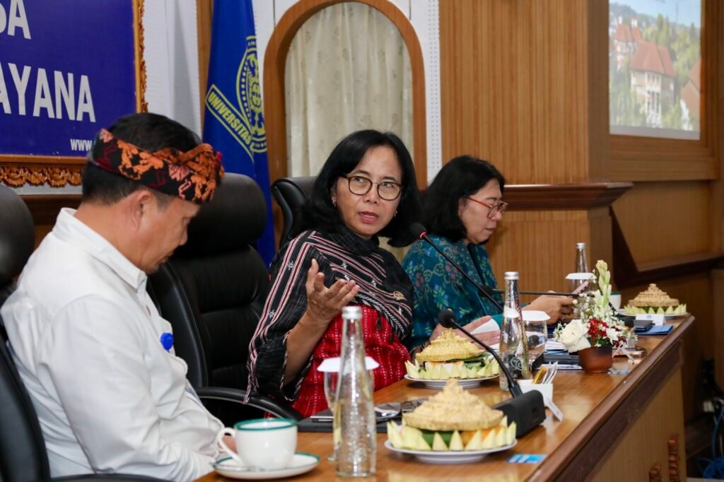 Ungkap Dosen dan PNS Semakin Tidak Sejahtera, Negara Harus Intervensi Serius Jaga Kualitas Pendidikan