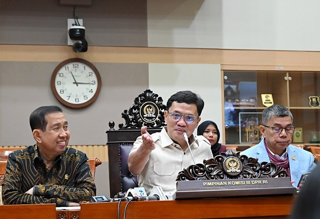 Komisi III Minta Usut Tuntas Penyiraman Air Keras terhadap Andrie Yunus