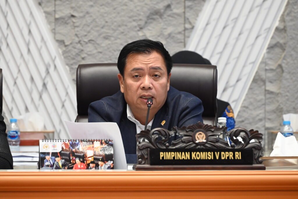 Komisi V DPR Ingatkan Pemerintah Harus Tuntaskan Darurat Perlintasan Sebidang Kereta Api