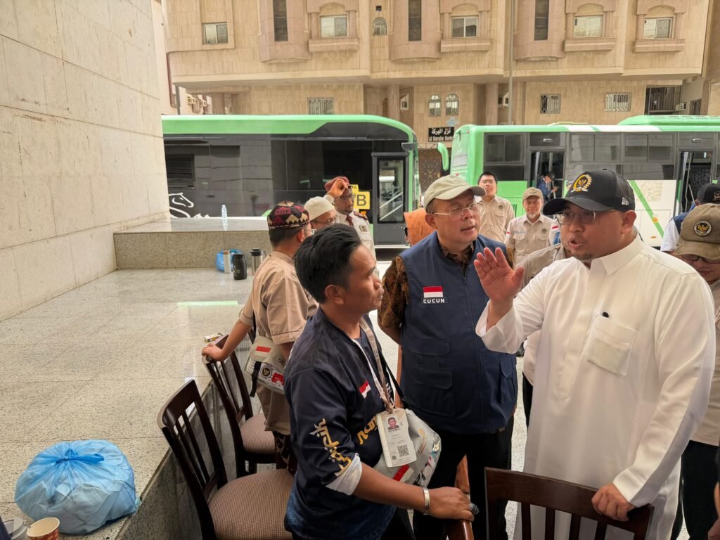 Cegah Kelelahan Jelang Wukuf, Andre Rosiade Tagih Komitmen 60 Bus