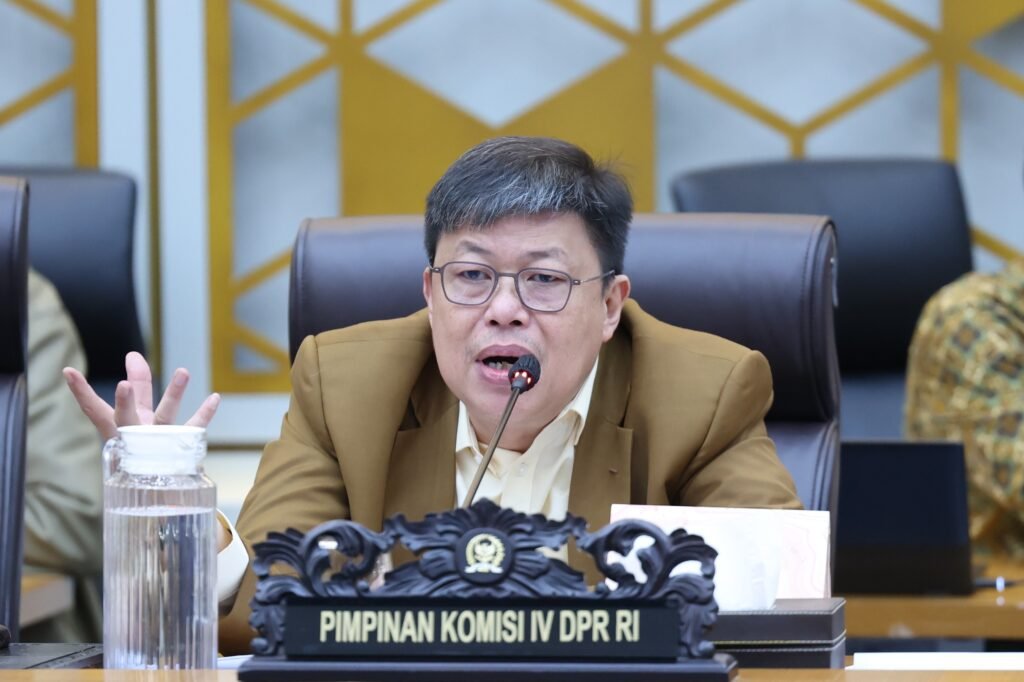 Pemberdayaan Masyarakat dan Sarana Karhutla Perlu Jadi Prioritas Anggaran Kemenhut 2027