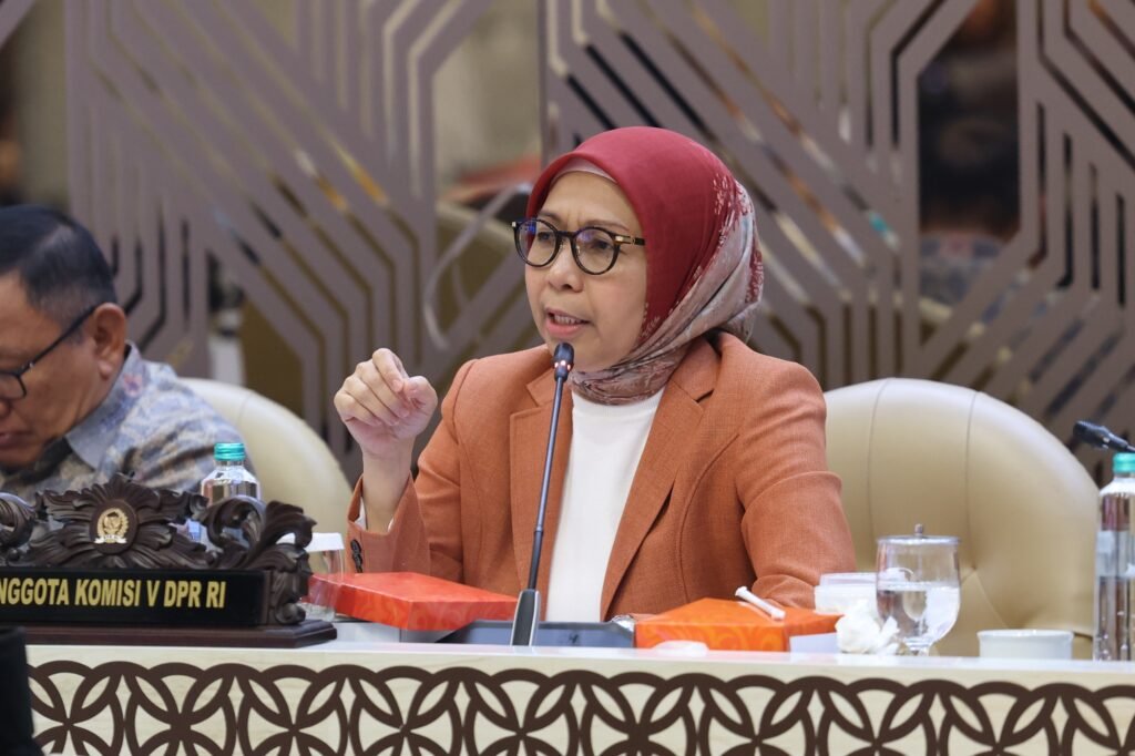 Jalan Nasional Sulut Terancam Berantakan, Yasti Soepredjo Kritik Logika Anggaran Kementerian PU