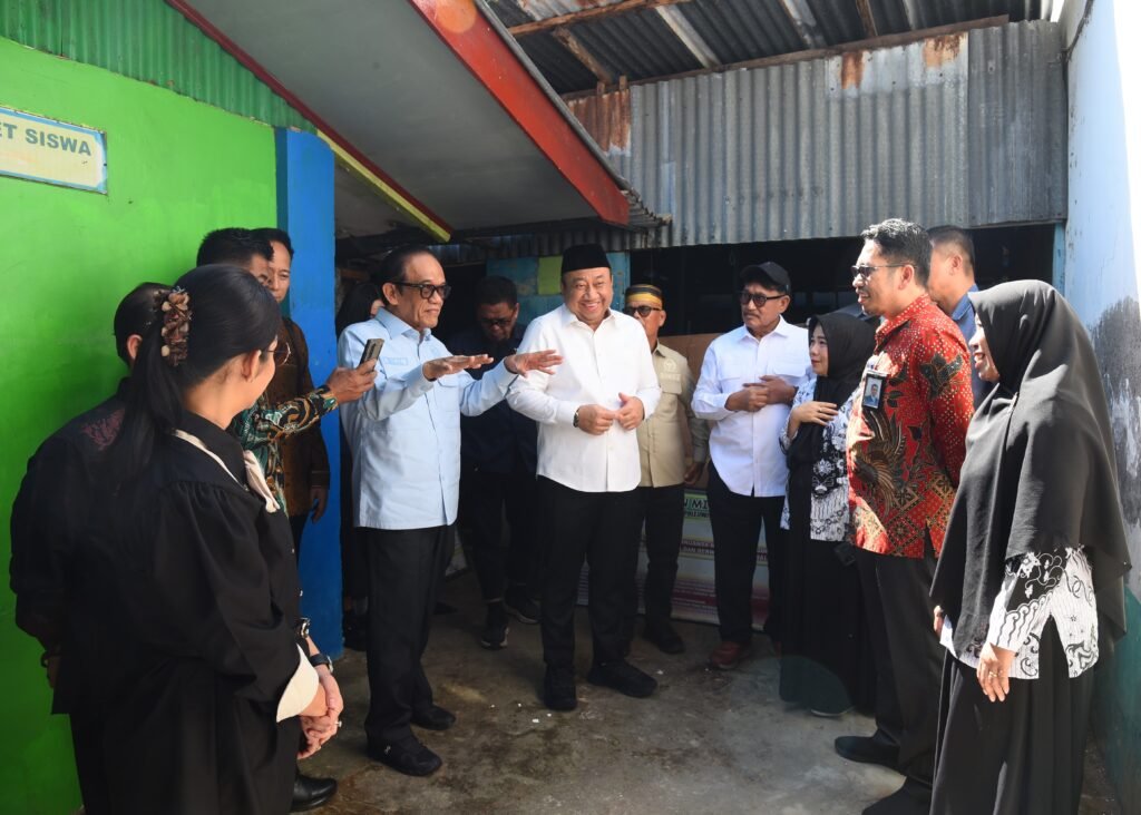 La Tinro Minta Pemerintah Percepat Revitalisasi Sekolah dan Perluas Penerima PIP di Maros