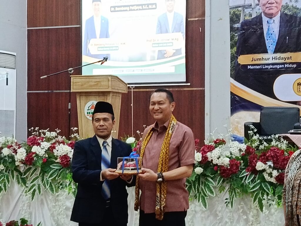Bambang Patijaya Usul Alokasi Minimal 3 Persen APBD Demi Perkuat Infrastruktur Pengelolaan Sampah