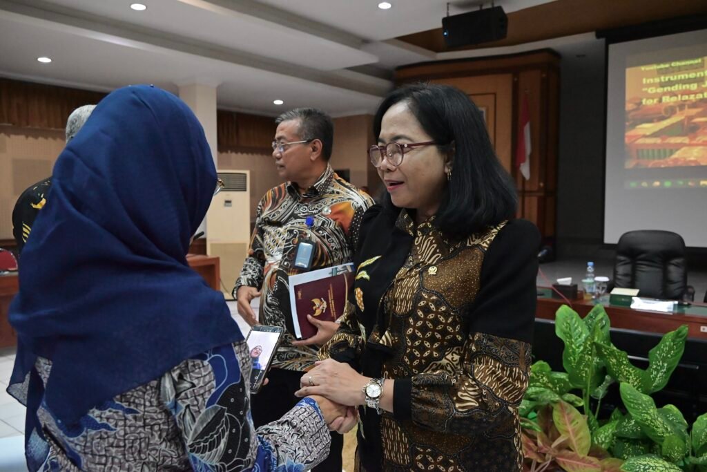Esti Wijayati: Pemenuhan Kebutuhan Guru Harus Diiringi Peningkatan Kesejahteraan
