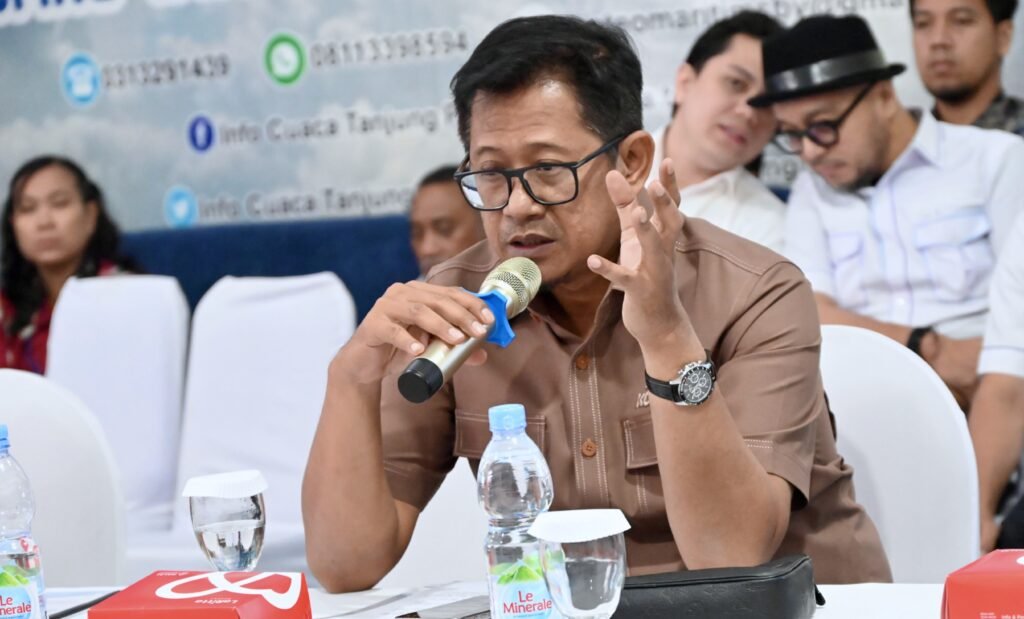 Kecepatan Angin Tembus 80 Km/Jam, Sudjatmiko Usulkan Arus Suramadu Dihentikan Sementara