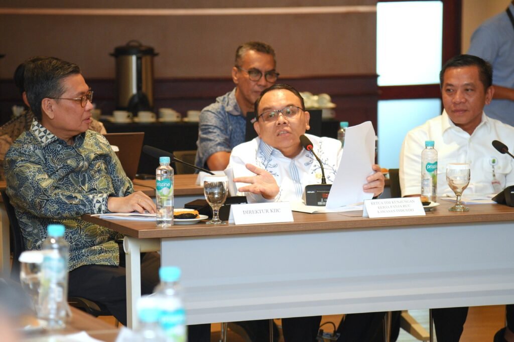 Saleh Daulay Soroti Ketimpangan Beban Daerah dengan Manfaat Fiskal Kawasan Industri Karawang