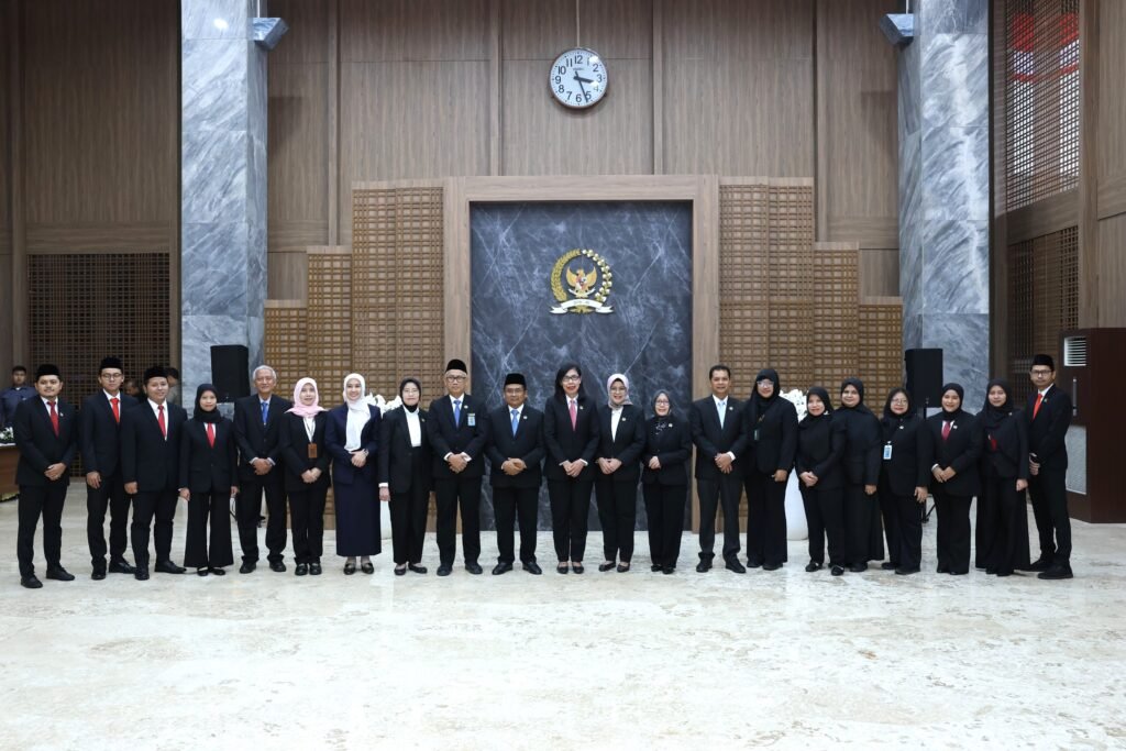 Lantik 9 Pejabat, Suprihartini Tegaskan Peran Supporting System di Era VUCA