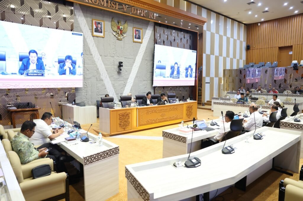 Catatan Setahun Komisi V DPR: Pembaruan Regulasi, Anggaran, hingga Pengawasan