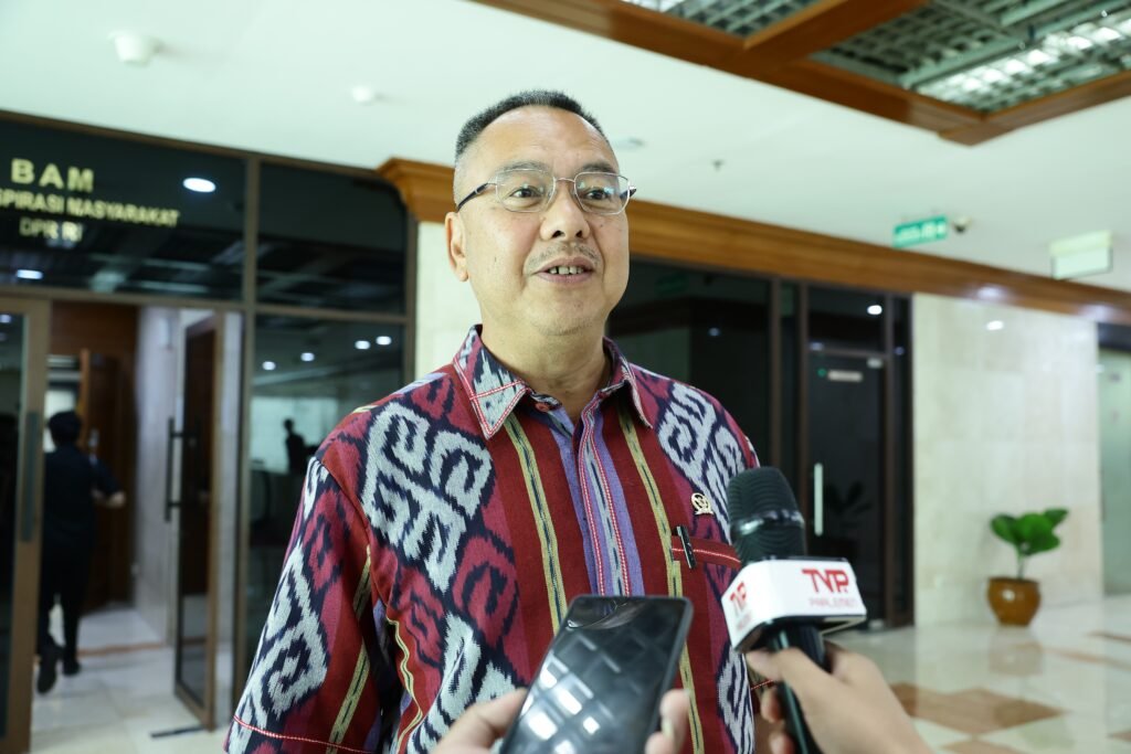 Penggajian ASN Direncanakan pindah ke Himbara, Harris Turino Khawatir BPD Tertekan