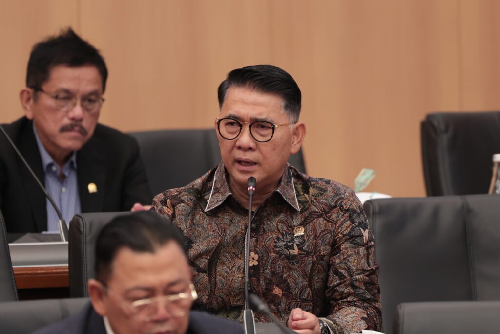 Syarif Fasha Ingatkan MIND ID Mitigasi Konflik Sosial