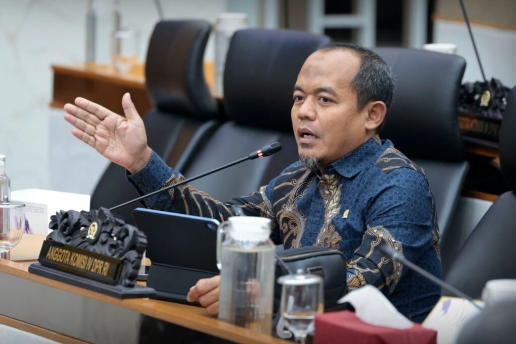 Kritik Penanganan Karhutla, Komisi IV Telah Ingatkan Kemenhut Jauh Hari dalam Raker