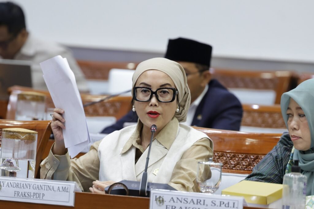 Tangani Karhutla, Legislator Minta Pemerintah Prioritaskan Keselamatan Warga dan Satwa Liar
